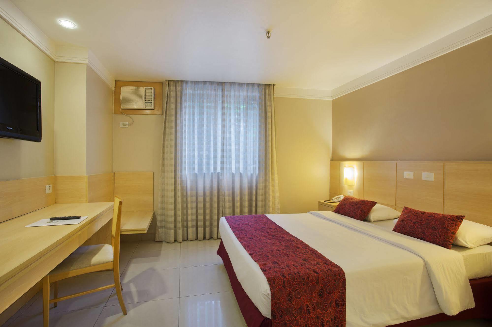 Hotel Atlântico Copacabana 4*